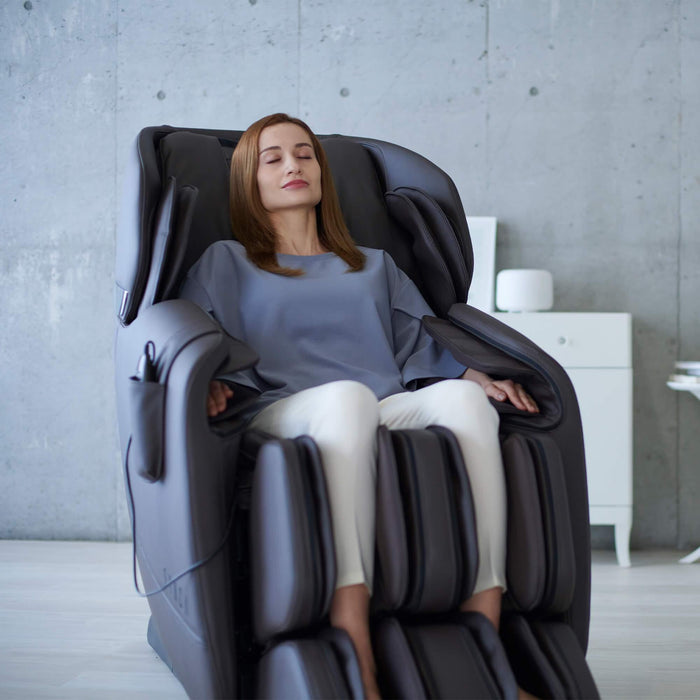 Synca Hisho SL Track Heated Deluxe Zero Gravity Massage Chair